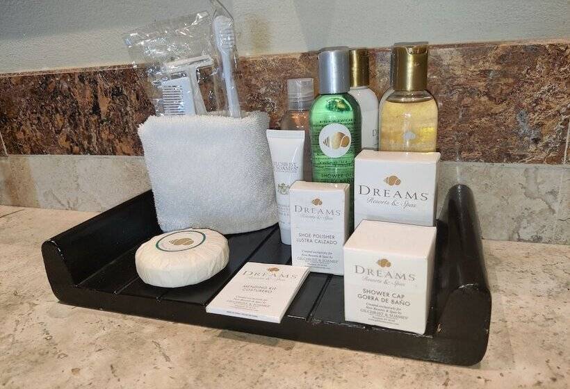 キングサイズベッドのジュニアスイート, Dreams Jade Resort & Spa  All Inclusive