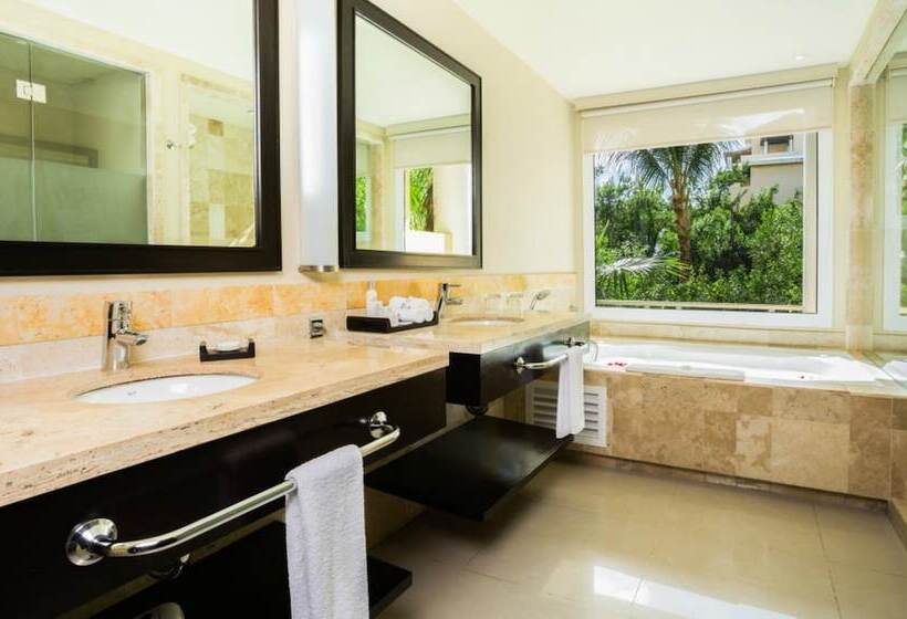 Junior Suite met Uitzicht, Dreams Jade Resort & Spa  All Inclusive