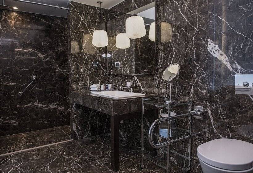 اتاق استاندارد برای معلولان, Kimpton Blythswood Square Hotel & Spa, An Ihg