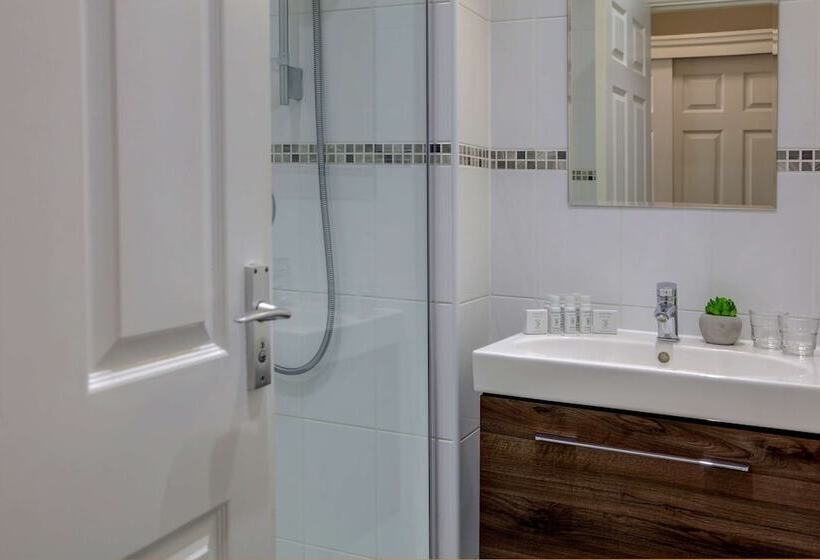 Номер Superior, The Monterey Hotel   Sure Hotel Collection By Best Western