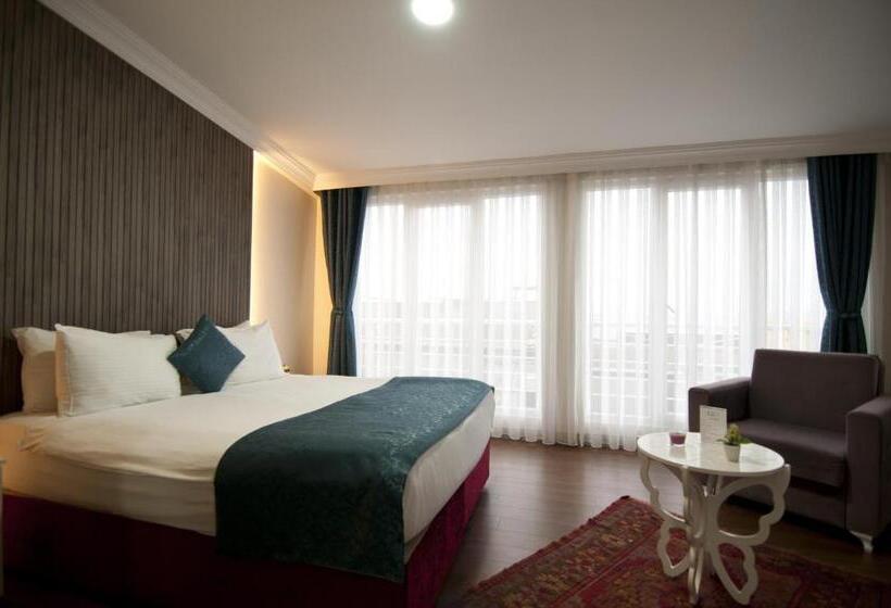 デラックストリプルルーム, Genius Hotel Istanbul
