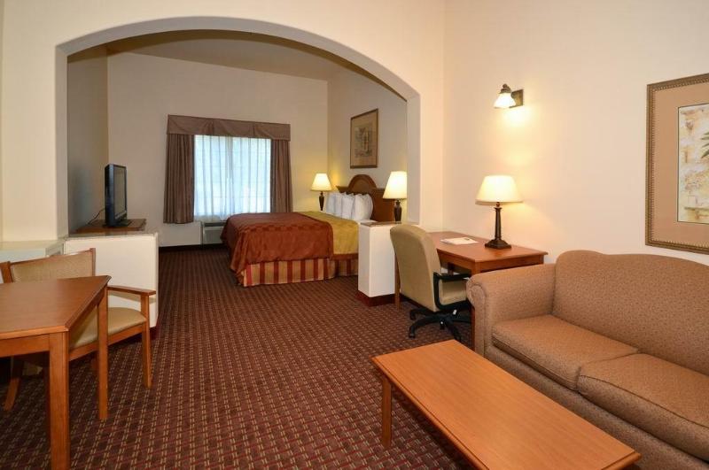 سوئیت با تخت بزرگ, Best Western Casa Villa Suites