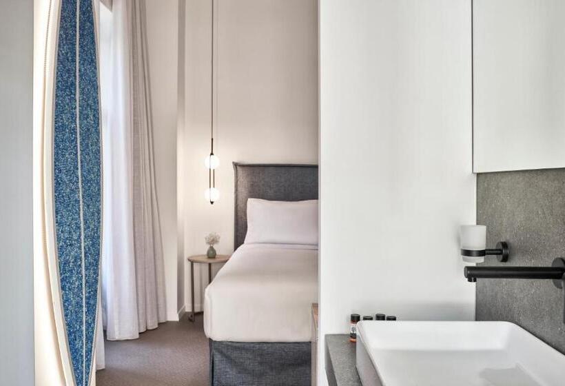 Классический Номер, Nlh Monastiraki   Neighborhood Lifestyle Hotels
