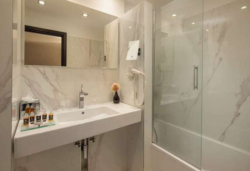 스탠다드 룸, Continental Hotel Budapest