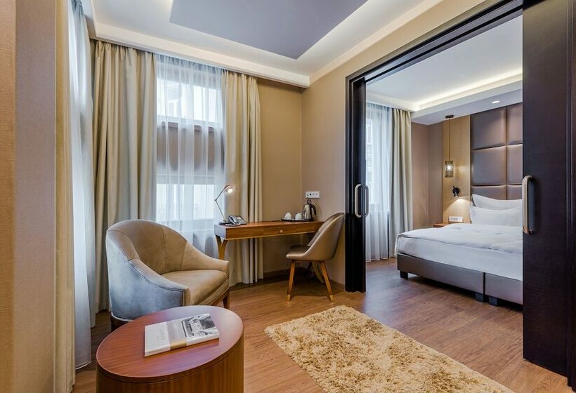 스위트, Continental Hotel Budapest