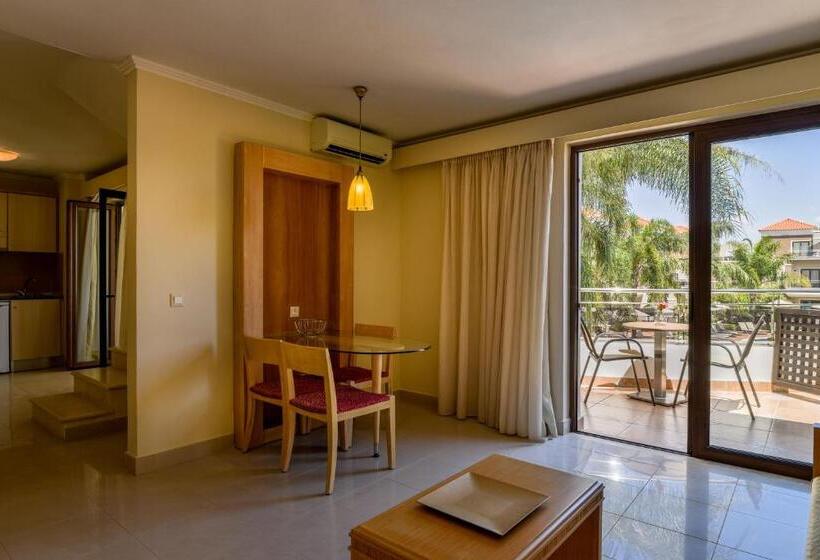 Номер Дюплекс, Okeanis Golden Resort