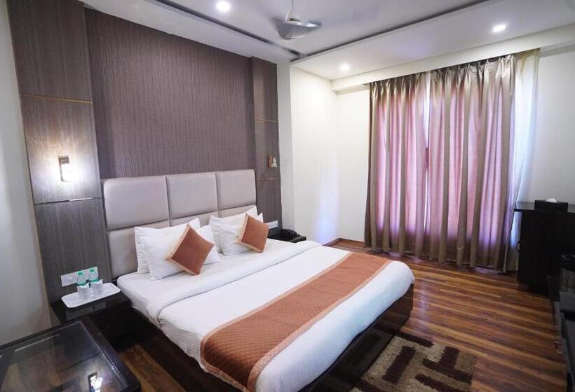 标准间, Idhayan Palace