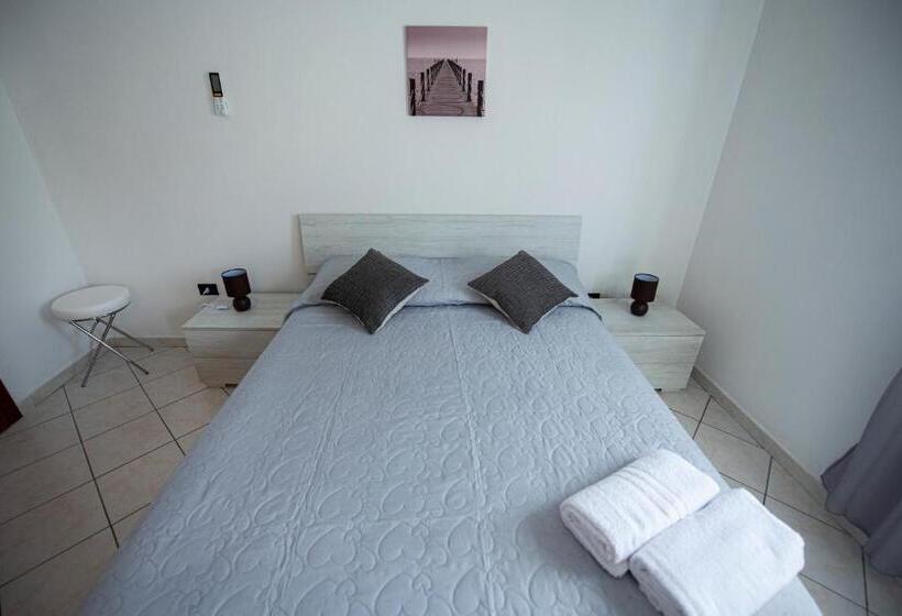 Номер Стандарт, B&b Esterita