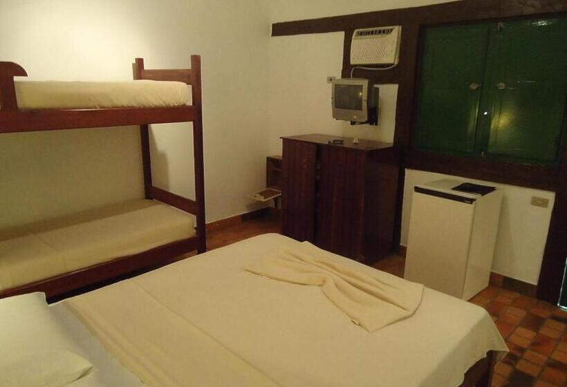 Standaard Vierpersoonskamer, Barlainn Suites