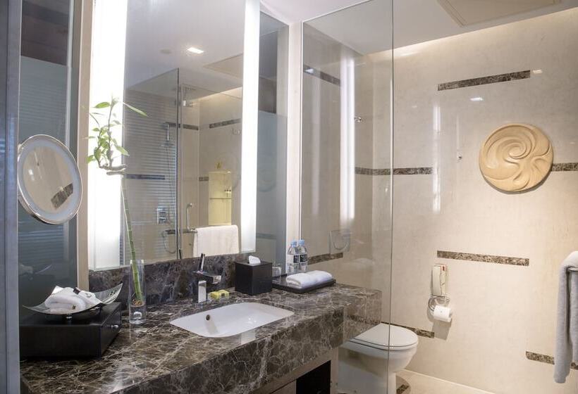 Полулюкс Вид на Город, Intercontinental Qingdao, An Ihg Hotel   Inside The Olympic Sailing Center