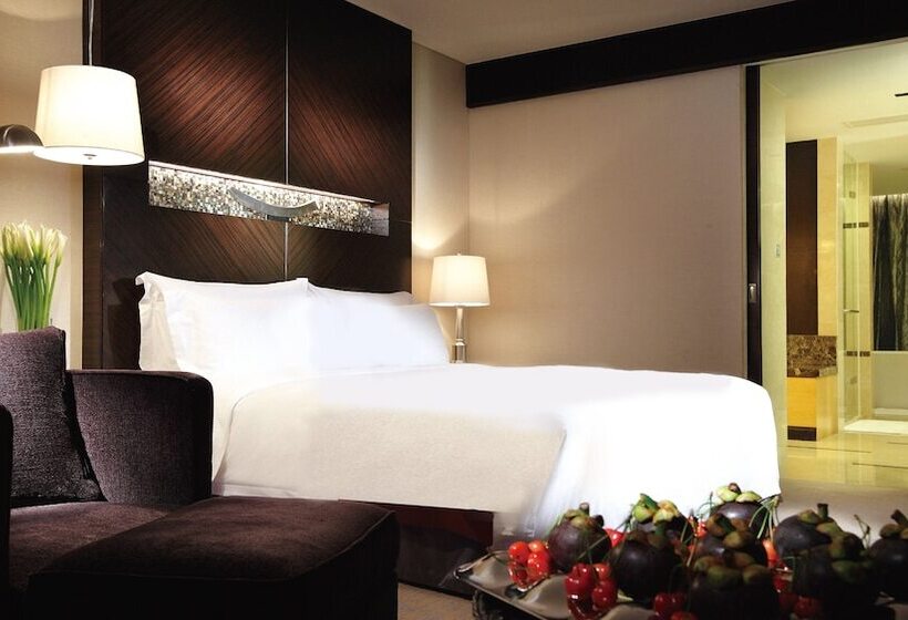 Полулюкс Вид на Город, Intercontinental Qingdao, An Ihg Hotel   Inside The Olympic Sailing Center
