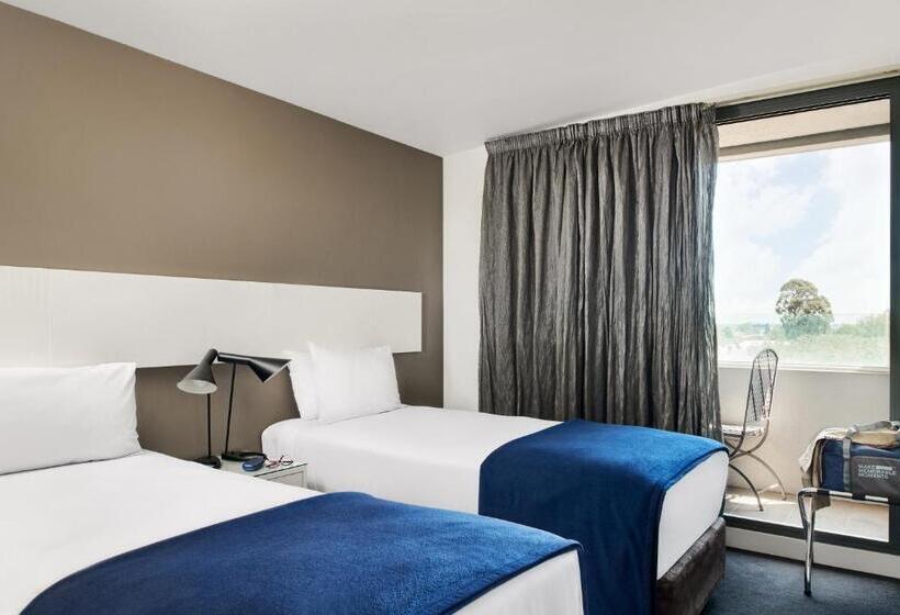 Апартаменты 2 Спальни, Punthill Oakleigh