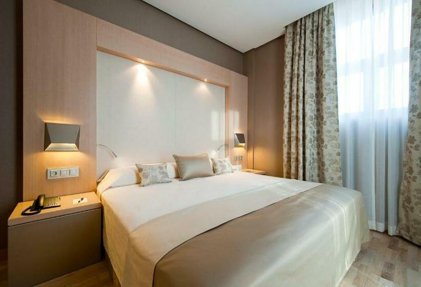 Suite 2 Dormitorios, Vincci Selección Posada Del Patio
