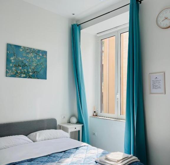 Номер Стандарт, The Roof Garden   Bed&breakfast