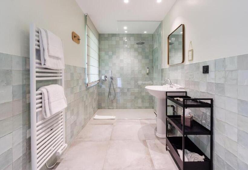 Номер Deluxe, Hôtel Le Mouton Bleu