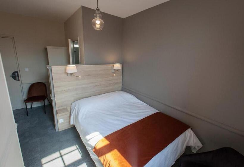 Номер Стандарт, Logis   Hostellerie & Restaurant Du Marché