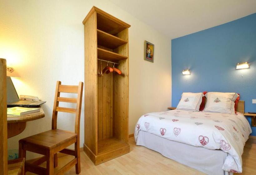 Номер Стандарт, L Auberge Des 3 Ponts
