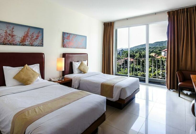 Номер Deluxe, B2 Premier Hotel & Resort