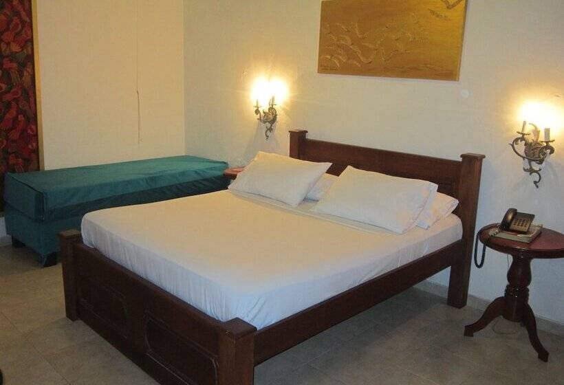 3 Bett Superior Zimmer, Casa India Catalina