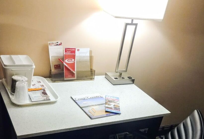 Номер Стандарт 2 Двуспальные Кровати, Econo Lodge Milldale  Southington
