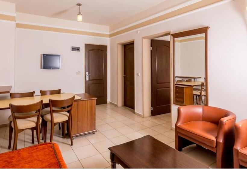 اتاق اکونومی, Julian Forest Suites
