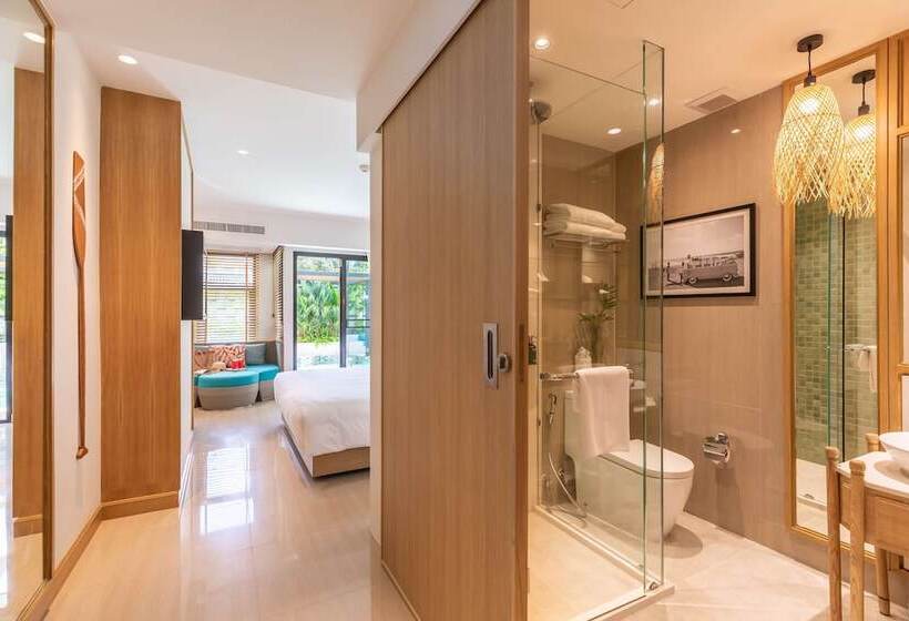 اتاق لوکس, Outrigger Surin Beach Resort Sha Extra Plus