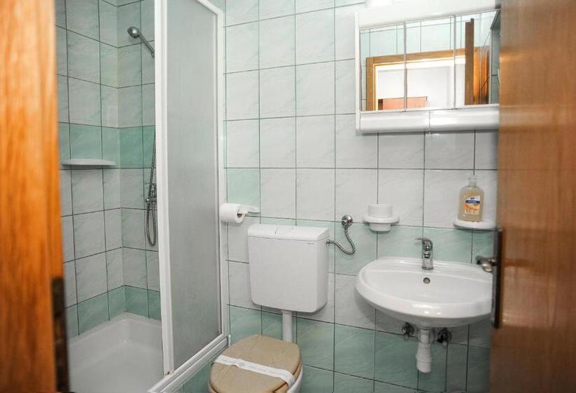 발코니가 있는 바다전망 스탠다드 스튜디오, Apartmani Vila Caska