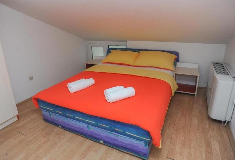 2침실 듀플렉스 아파트, Apartmani Vila Caska
