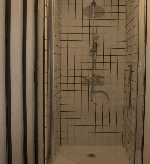 Номер Стандарт, L Hôtel Du Garage Des Cevennes