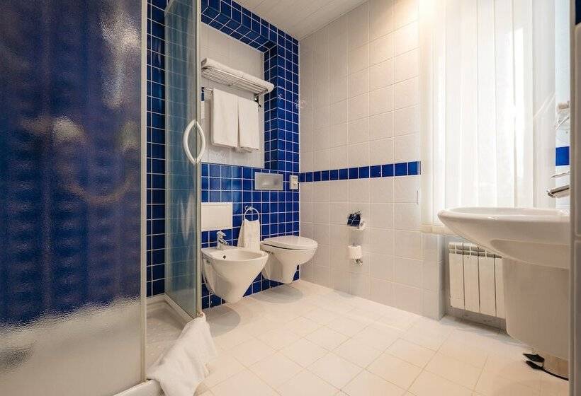 سوییت, Grand Avenue By Usta Hotels