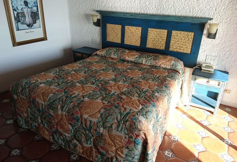 オーシャンビュースタンダードルーム, Las Rocas Resort And Spa
