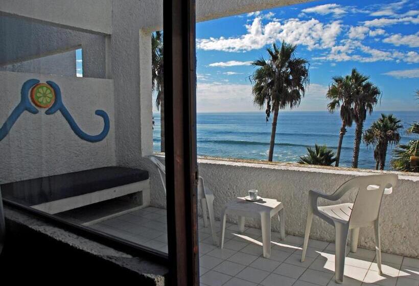 オーシャンビュースイート, Las Rocas Resort And Spa