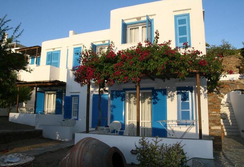 带花园景观的标准三人间, Alexandros Hotel