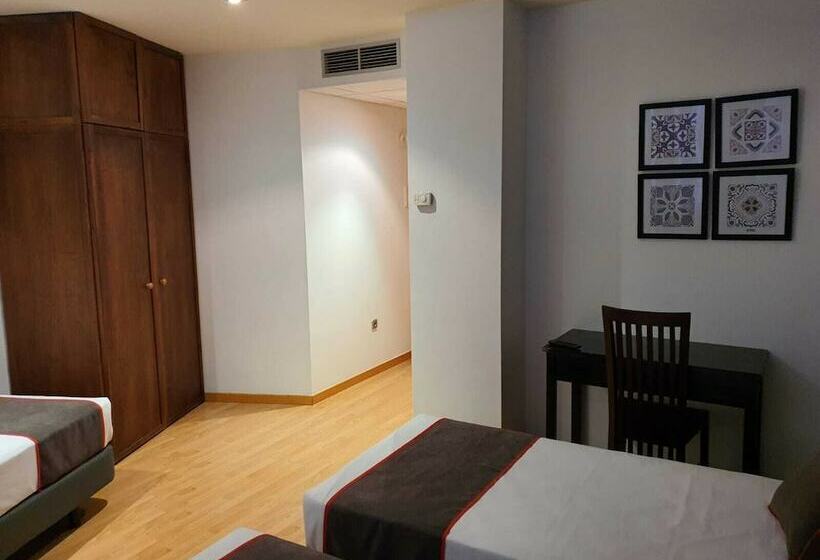 Номер Стандарт Трехместный, Hospedium Hotel Vittoria Colonna