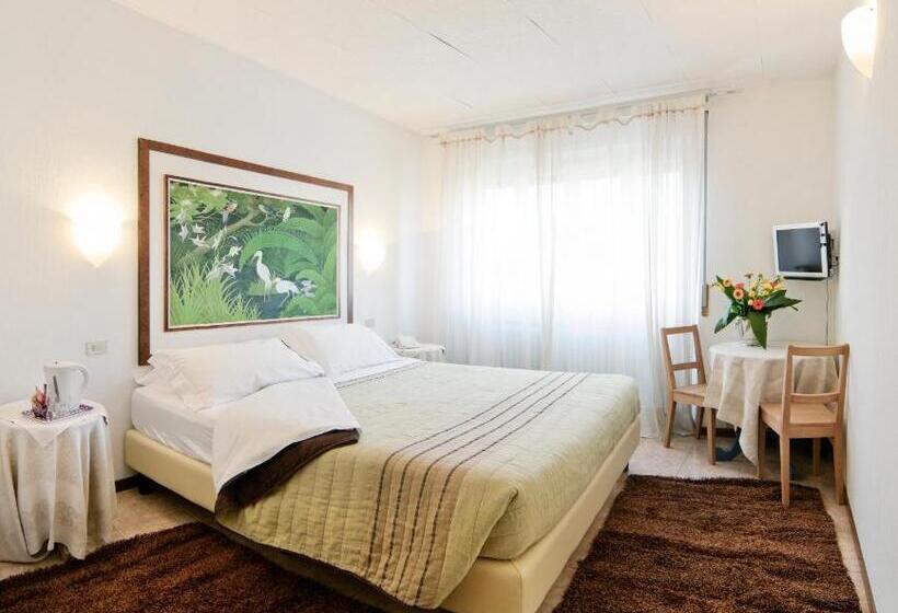 Номер Стандарт, Antico Albergo Madonna