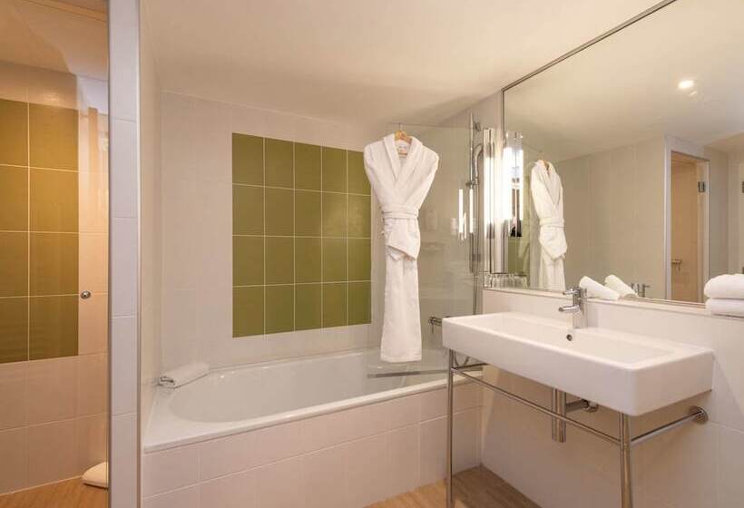 Номер Стандарт Двуспальная Кровать, Mercure Toulon La Seynesurmer