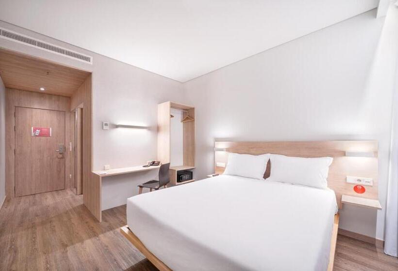Номер Стандарт, Moov Hotel Oeiras