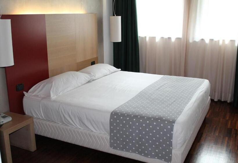 غرفة قياسية لذوى الاحتياجات الخاصة, Cascina Scova Resort