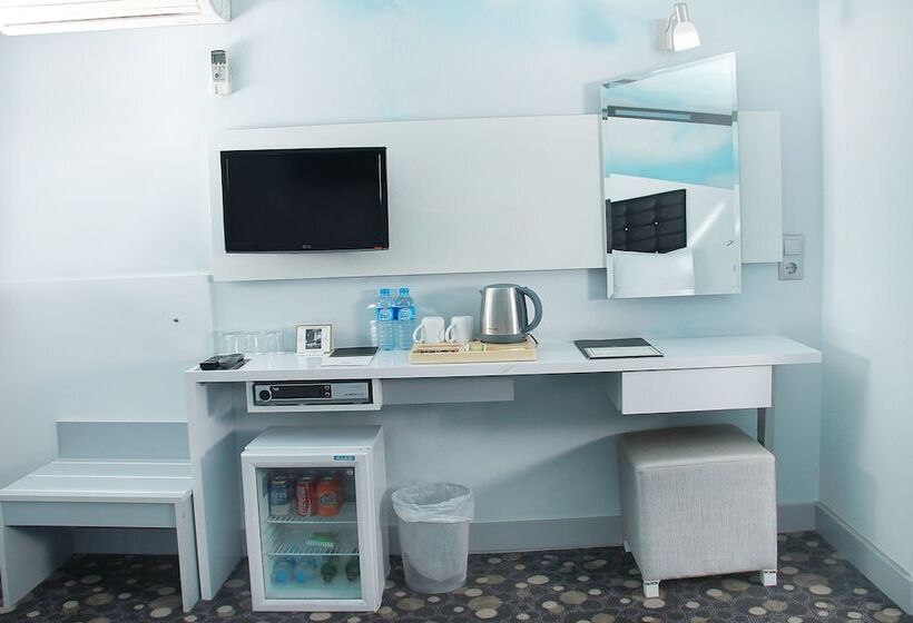 اتاق استاندارد سه نفره, Oglakcioglu Park Boutique