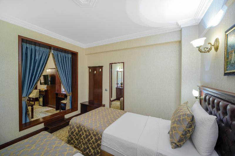 اتاق استاندارد سه نفره, Oglakcioglu Park Boutique