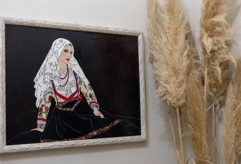 اتاق سوپریور با تخت بزرگ, Il Giardino Di Chiara