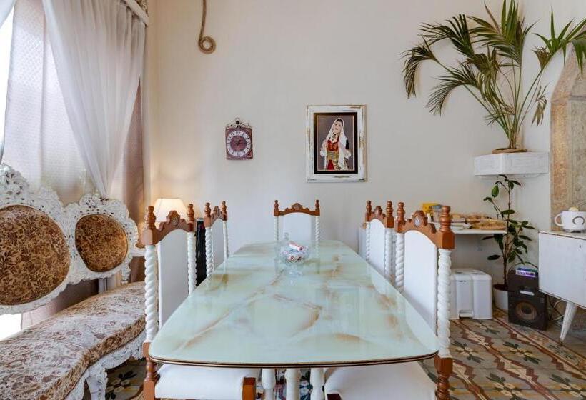 اتاق استاندارد با تخت بزرگ, Il Giardino Di Chiara