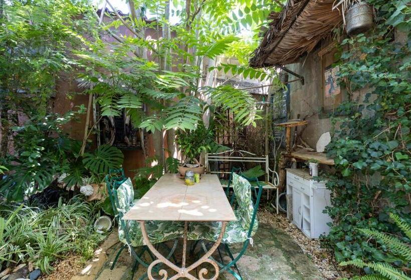 اتاق استاندارد با تخت بزرگ, Il Giardino Di Chiara