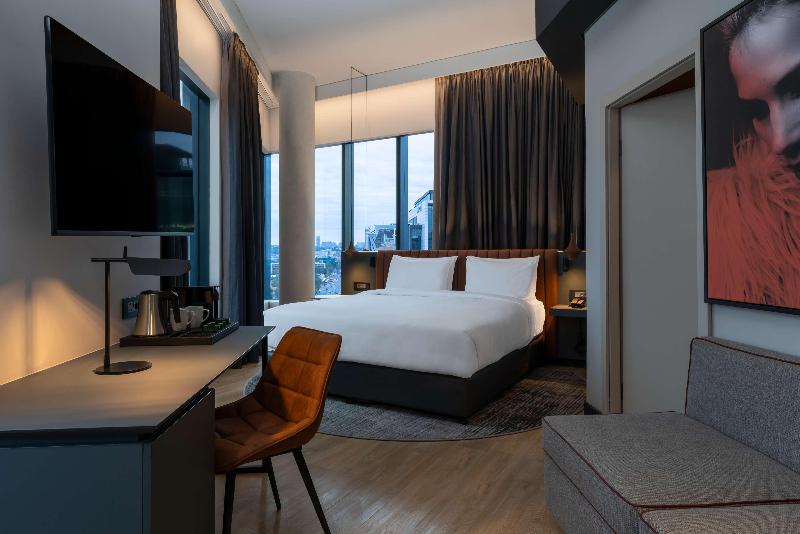 스위트, Radisson Red Hotel Johannesburg Rosebank