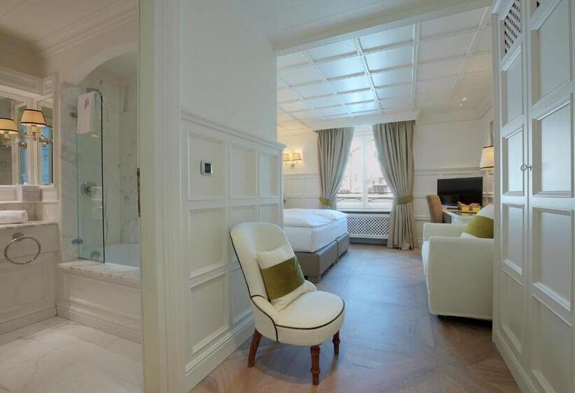 リバービュースタンダードルーム, Grand Hôtel Des Alpes