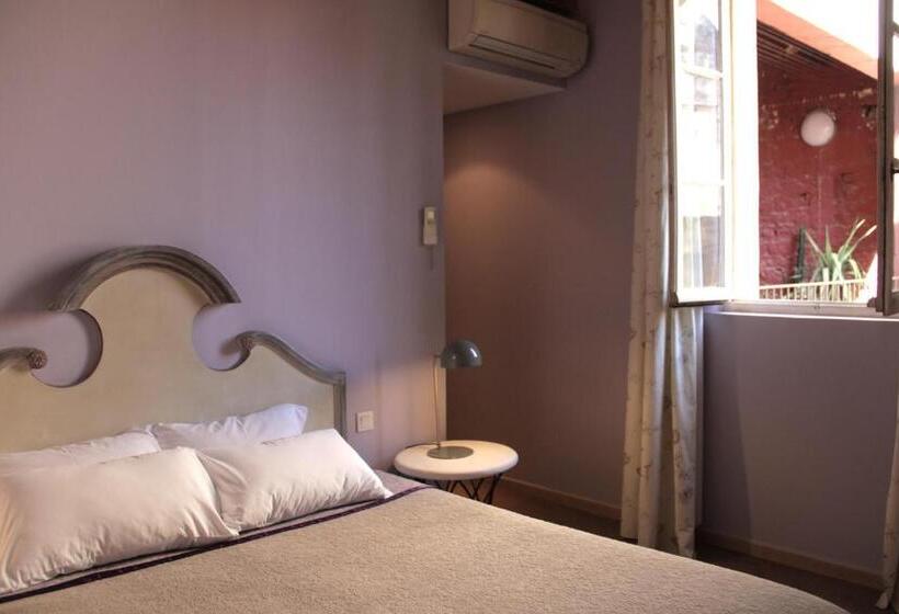 Suite with Terrace, Hôtel De L Amphithéâtre