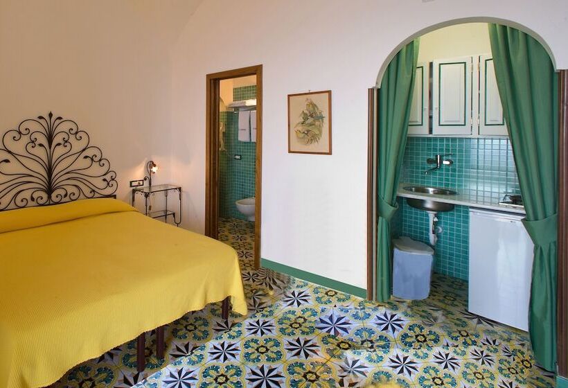 Номер Стандарт Вид на Море, La Caravella Di Positano   Relais & Beach