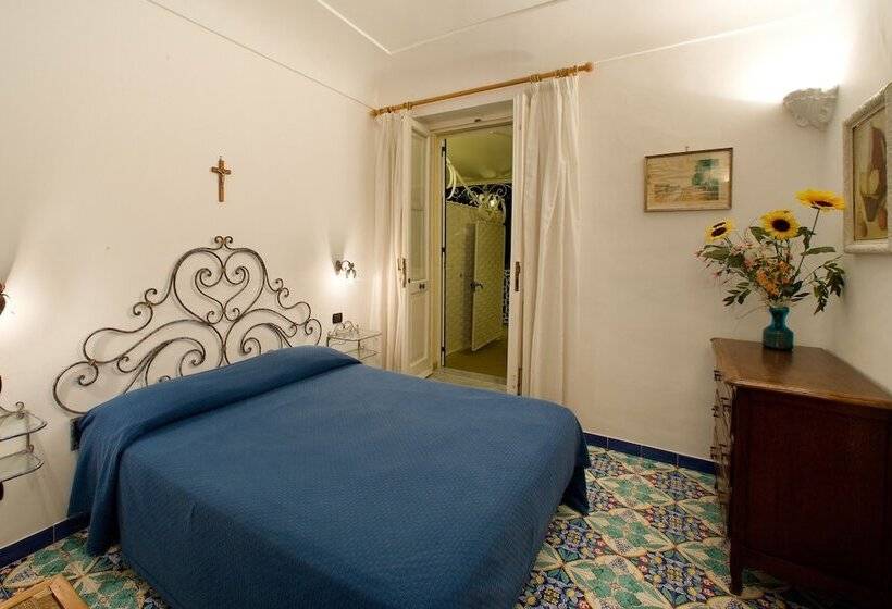 Апартаменты 2 Спальни Вид на Море, La Caravella Di Positano   Relais & Beach
