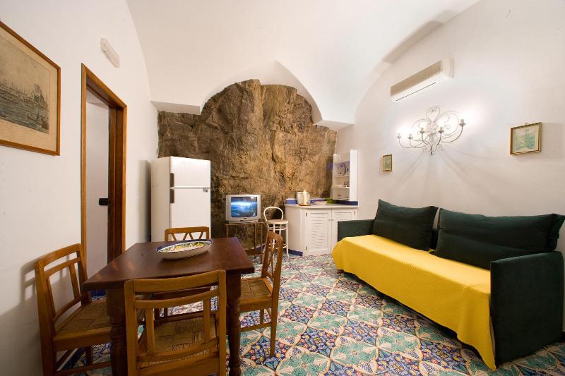 Апартаменты 2 Спальни Вид на Море, La Caravella Di Positano   Relais & Beach