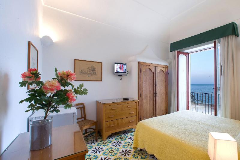 Номер Стандарт Вид на Море, La Caravella Di Positano   Relais & Beach